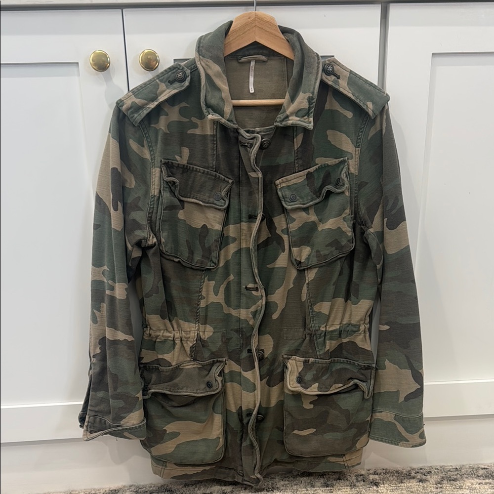 Free People Camo Jacket size M
